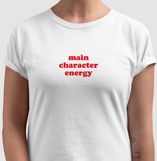 camiseta main character energy