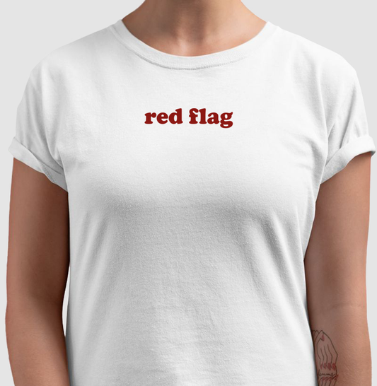 camiseta red flag